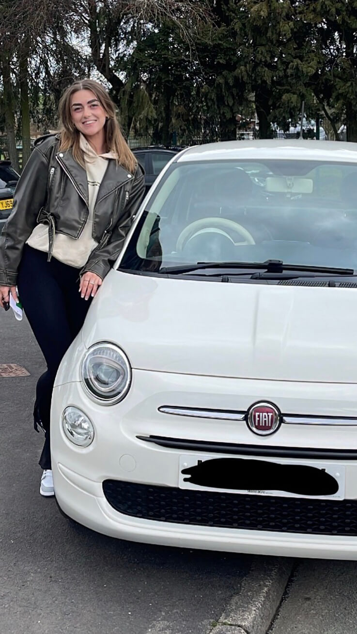 Bethany Fletcher - “I bought my very own first car using Carmoola who helped me out so much with the whole process” 9x16 copy-1